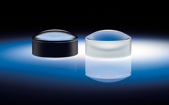Edge Blackened Lens (left) compared to Standard Lens (right) reduces stray light and increases signal to noise ratio in optical systems